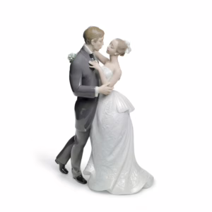 01008509-Lovers'-Waltz-Couple-Figurine